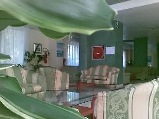 Hotel Ave 基安奇安诺泰尔梅